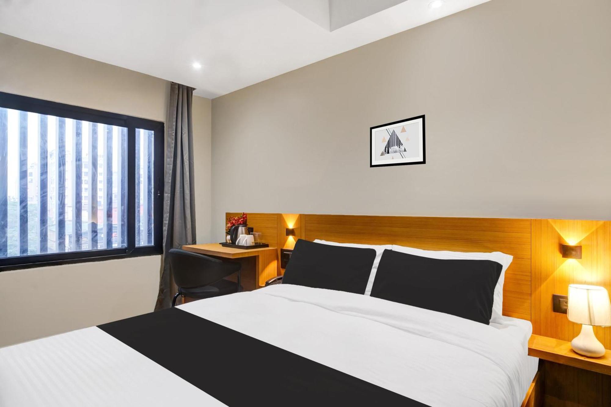 Townhouse Oak Sarusajai Stadium Dispur 외부 사진